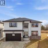 37 KINGSBRIDGE DRIVE | Amherstburg Ontario | Slide Image One