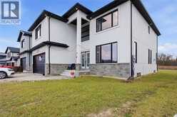 37 KINGSBRIDGE DRIVE | Amherstburg Ontario | Slide Image Three