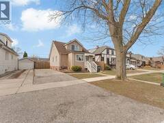 1771 Windermere ROAD Windsor Ontario, N8W 2S2