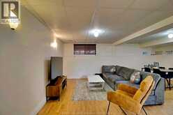 986 LEMONWOOD CRESCENT | Windsor Ontario | Slide Image Nine