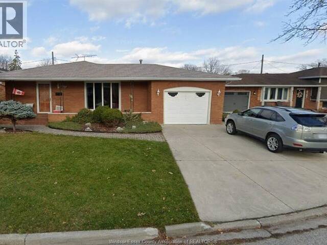 1616 BURWELL COURT Windsor Ontario, N9C 3Z8 - 5 Bedrooms Home For Sale