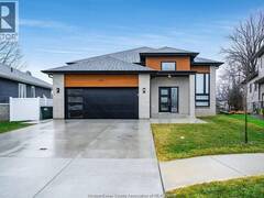 241 ROBINSON AVENUE Essex Ontario, N8M 0A8