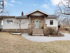 1295 HERITAGE ROAD Kingsville Ontario, N9Y 2E6