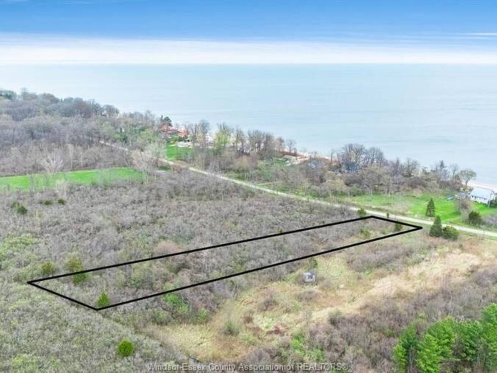 V/L Coopers ROAD, Pelee Island, Ontario N0R 1M0