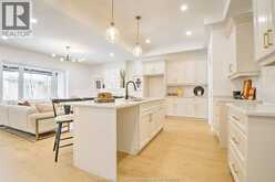 18 MULBERRY COURT | Amherstburg Ontario | Slide Image Five