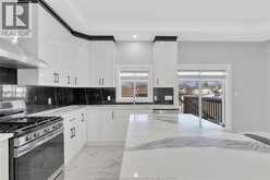 1320 GRAND MARAIS ROAD East | Windsor Ontario | Slide Image Twelve