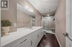 24 PEACHTREE LANE | Chatham Ontario | Slide Image Thirty-four