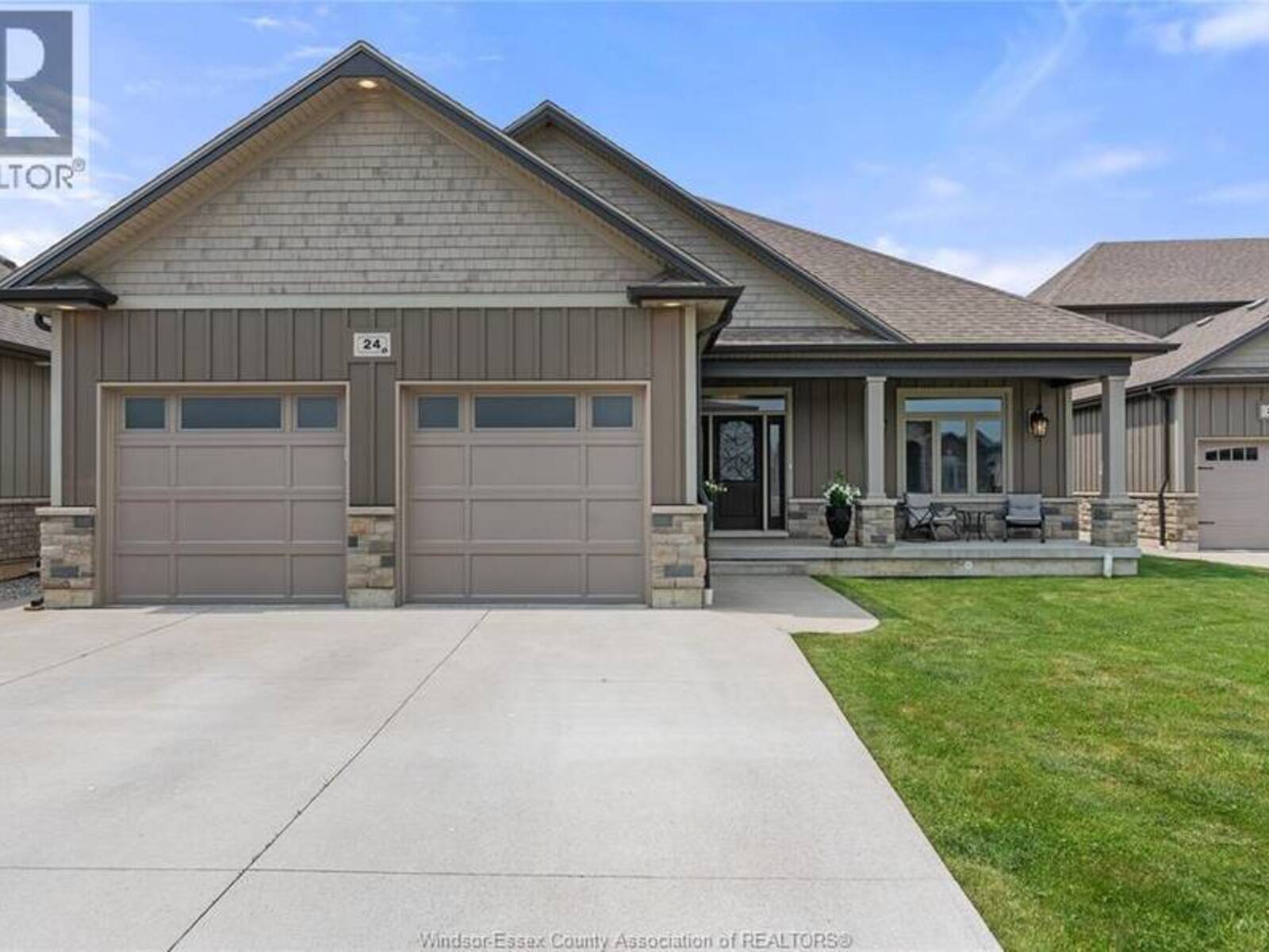 24 PEACHTREE LANE, Chatham, Ontario N7L 0G3