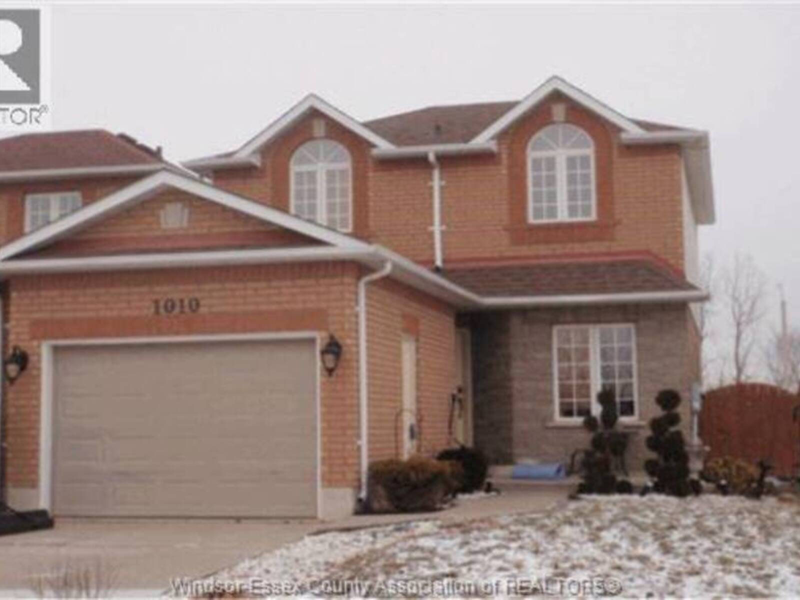 1010 LEMONWOOD CRESCENT, Windsor, Ontario N9A 2R7