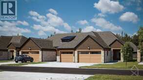 420 BLAKE STREET | Lakeshore Ontario | Slide Image One