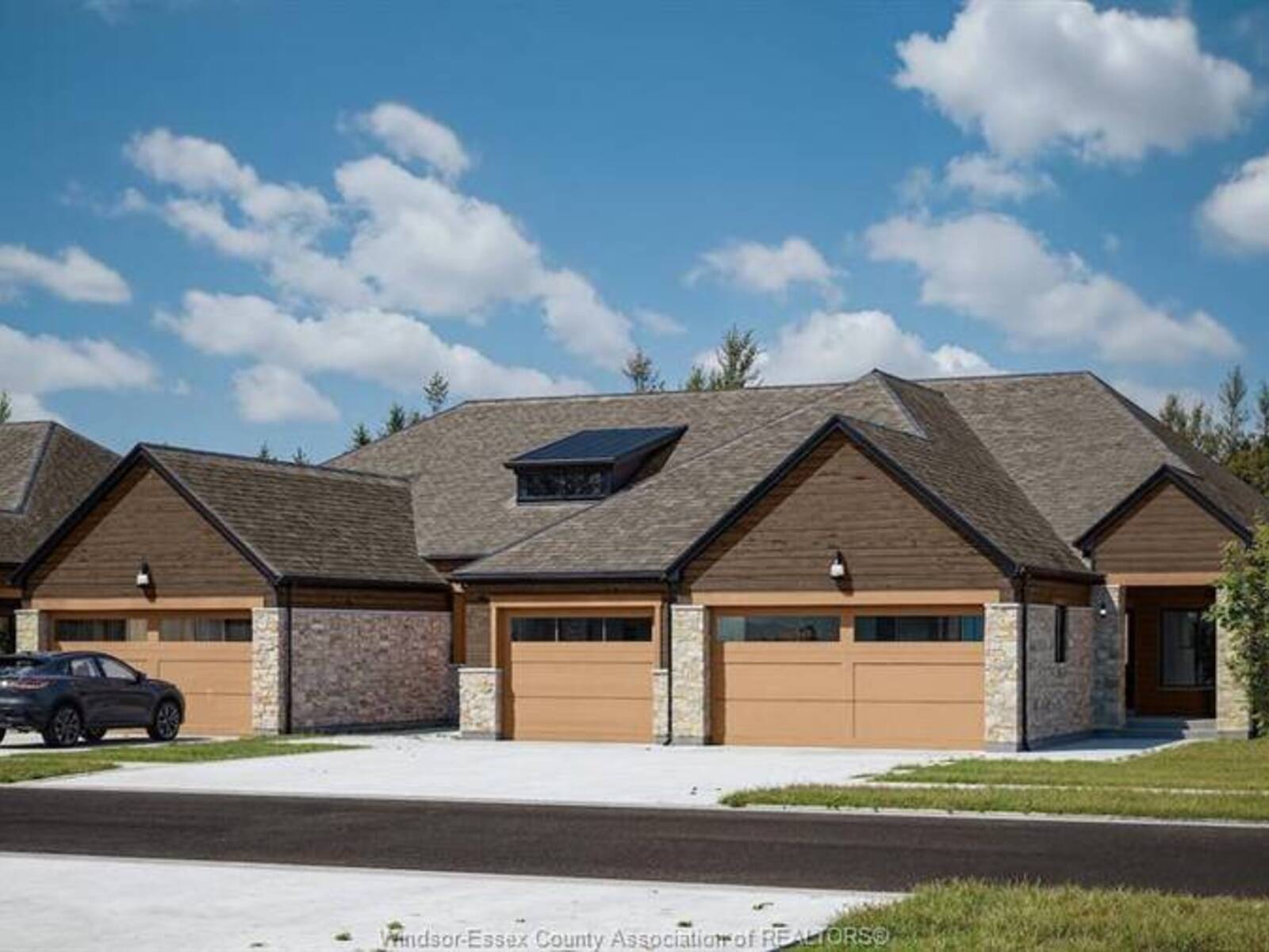 420 BLAKE STREET, Lakeshore, Ontario N0R 1A0