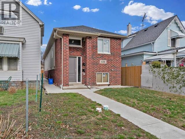 658 CARON Windsor Ontario, N9A 5B6 - 6 Bedrooms Home For Sale