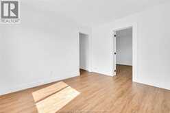 1398 ROONEY | Windsor Ontario | Slide Image Nine