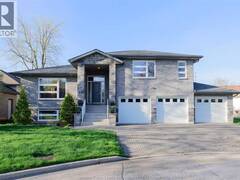 1798 ARGUS STREET LaSalle Ontario, N9J 3G4