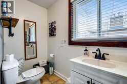 170 NORTH SHORE ROAD | Pelee Island Ontario | Slide Image Sixteen