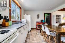 170 NORTH SHORE ROAD | Pelee Island Ontario | Slide Image Five