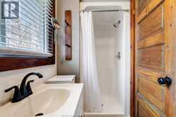 170 NORTH SHORE ROAD | Pelee Island Ontario | Slide Image Seventeen