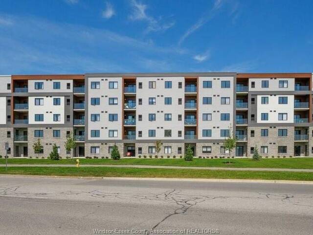 2600 SANDWICH WEST PARKWAY Unit# 205 LaSalle Ontario, N9H 0M2 - 2 Bedrooms Condo For Sale