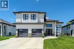 34 Noble COURT | Amherstburg Ontario | Slide Image One