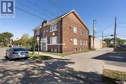 538 Louis AVENUE | Windsor Ontario | Slide Image Two