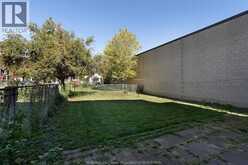 538 Louis AVENUE | Windsor Ontario | Slide Image Five