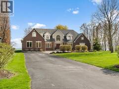 2055 HICKORY LANE Kingsville Ontario, N9Y 2X9