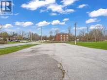 87 Division STREET North | Kingsville Ontario | Slide Image Twenty-one