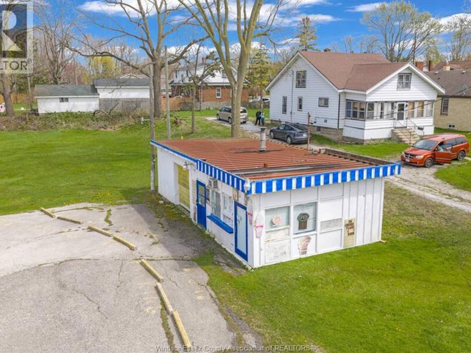 87 Division STREET North, Kingsville, Ontario N9Y 1E3