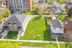 484-488 JANETTE | Windsor Ontario | Slide Image Nine