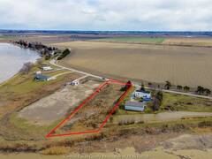 5269 TECUMSEH LINE Tilbury Ontario, N0P 2L0