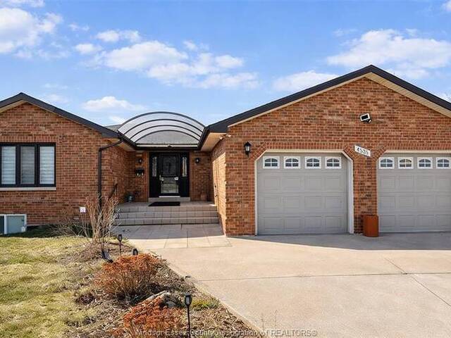 4585 HOWARD AVENUE Windsor Ontario, N9G 1P6 - 6 Bedrooms Home For Sale