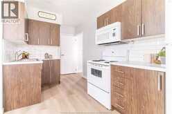 1015 OAK | Windsor Ontario | Slide Image Six
