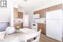 1015 OAK | Windsor Ontario | Slide Image Eight