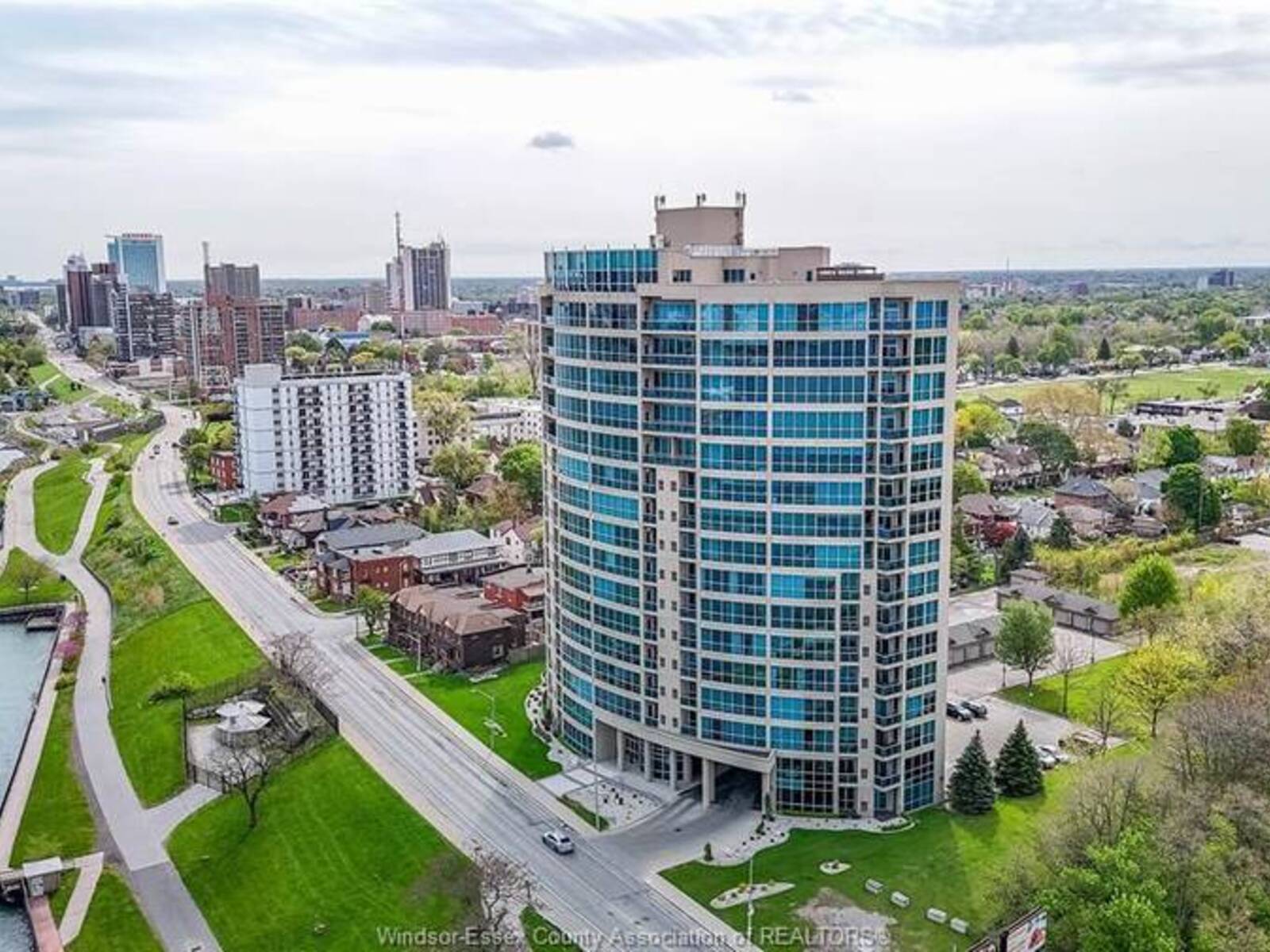 1225 RIVERSIDE Unit# 710, Windsor, Ontario N9A 0A2