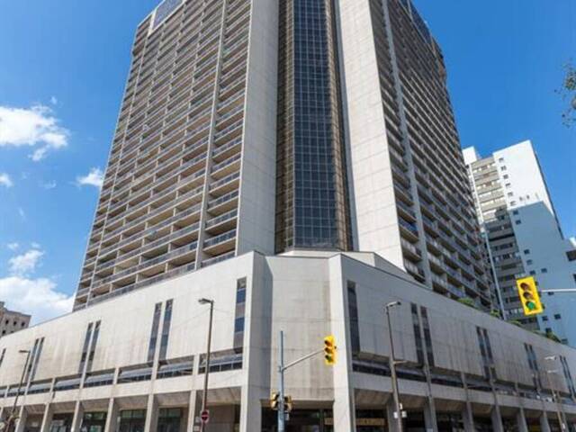 150 PARK Unit# 613 Windsor Ontario, N9A 7A2 - 2 Bedrooms Condo For Sale
