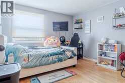 2477 MARK AVENUE | Windsor Ontario | Slide Image Nineteen