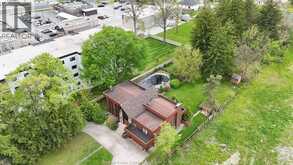 3801 HOWARD AVENUE | Windsor Ontario | Slide Image Eight