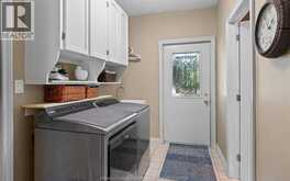 379 ELMGROVE DRIVE | Windsor Ontario | Slide Image Thirty