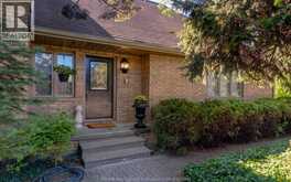 379 ELMGROVE DRIVE | Windsor Ontario | Slide Image Five