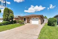 1042 BROOKVIEW CRESCENT | Windsor Ontario | Slide Image Two