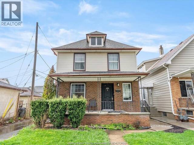 836 ELLIOTT Windsor Ontario, N9A 3S7 - 3 Bedrooms Home For Sale