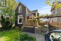 552 PARENT | Windsor Ontario | Slide Image Two