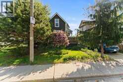 552 PARENT | Windsor Ontario | Slide Image Four
