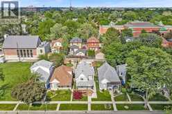 828 Lincoln | Windsor Ontario | Slide Image Fifty