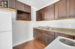 953 HENRY FORD | Windsor Ontario | Slide Image Nine
