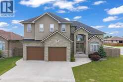 31 Heathview TRAIL | Leamington Ontario | Slide Image One