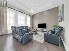 31 Heathview TRAIL | Leamington Ontario | Slide Image Six