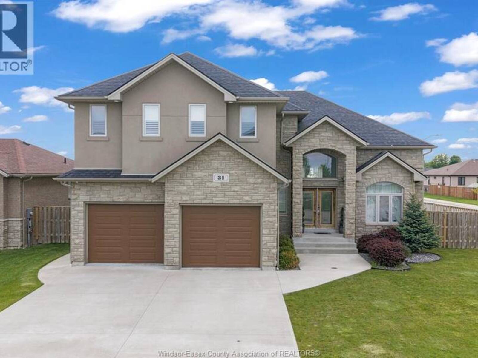 31 Heathview TRAIL, Leamington, Ontario N8H 0C5