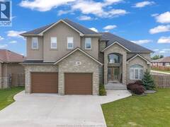 31 Heathview TRAIL Leamington Ontario, N8H 0C5