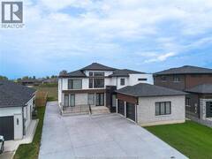 7 CYPRESS POINTE Leamington Ontario, N8H 5R2